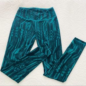 Zella Jade + Black Leggings XS